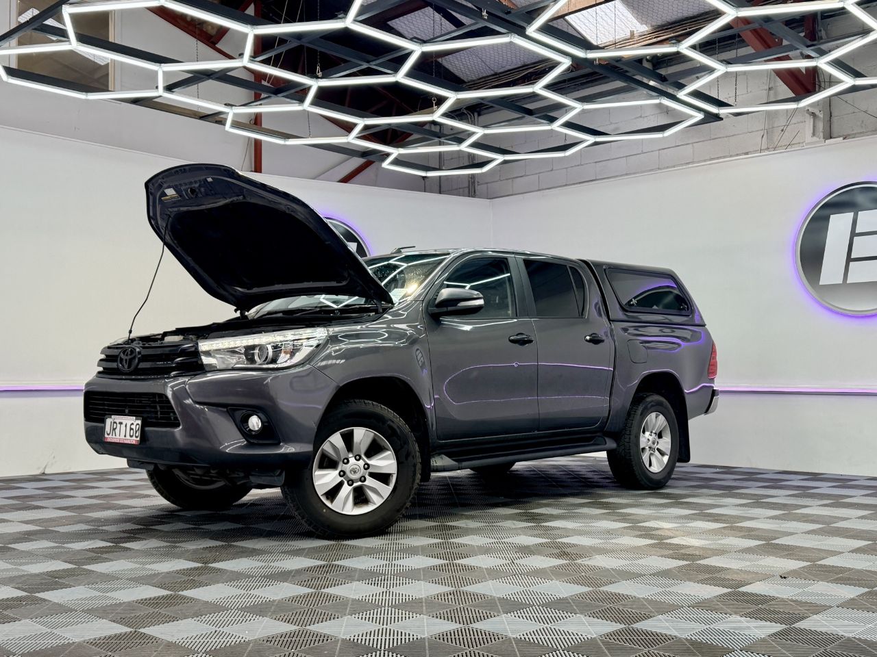 Vehicle image 3
