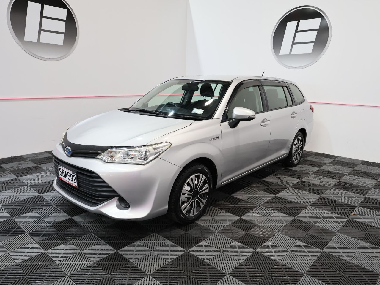 Vehicle image 5