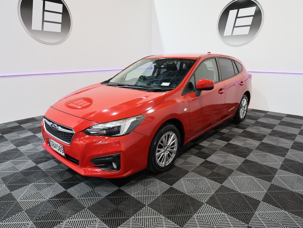 Vehicle image 5