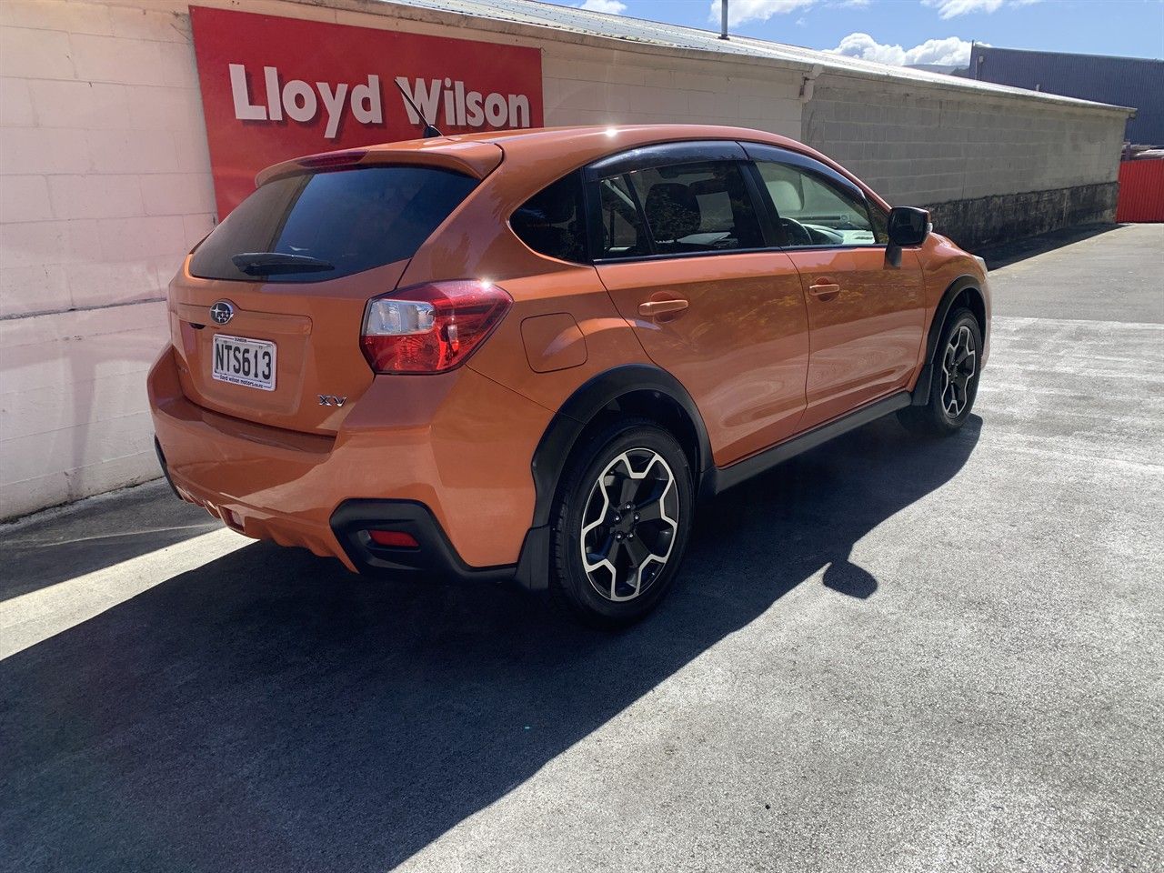 Vehicle image 4