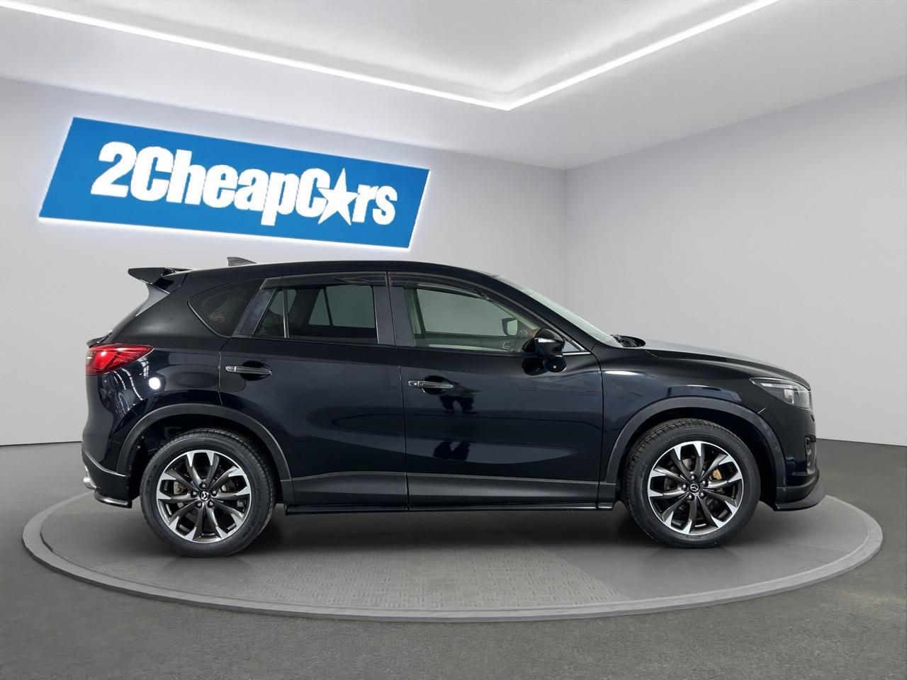 Vehicle image 4
