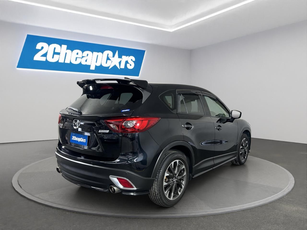 Vehicle image 5