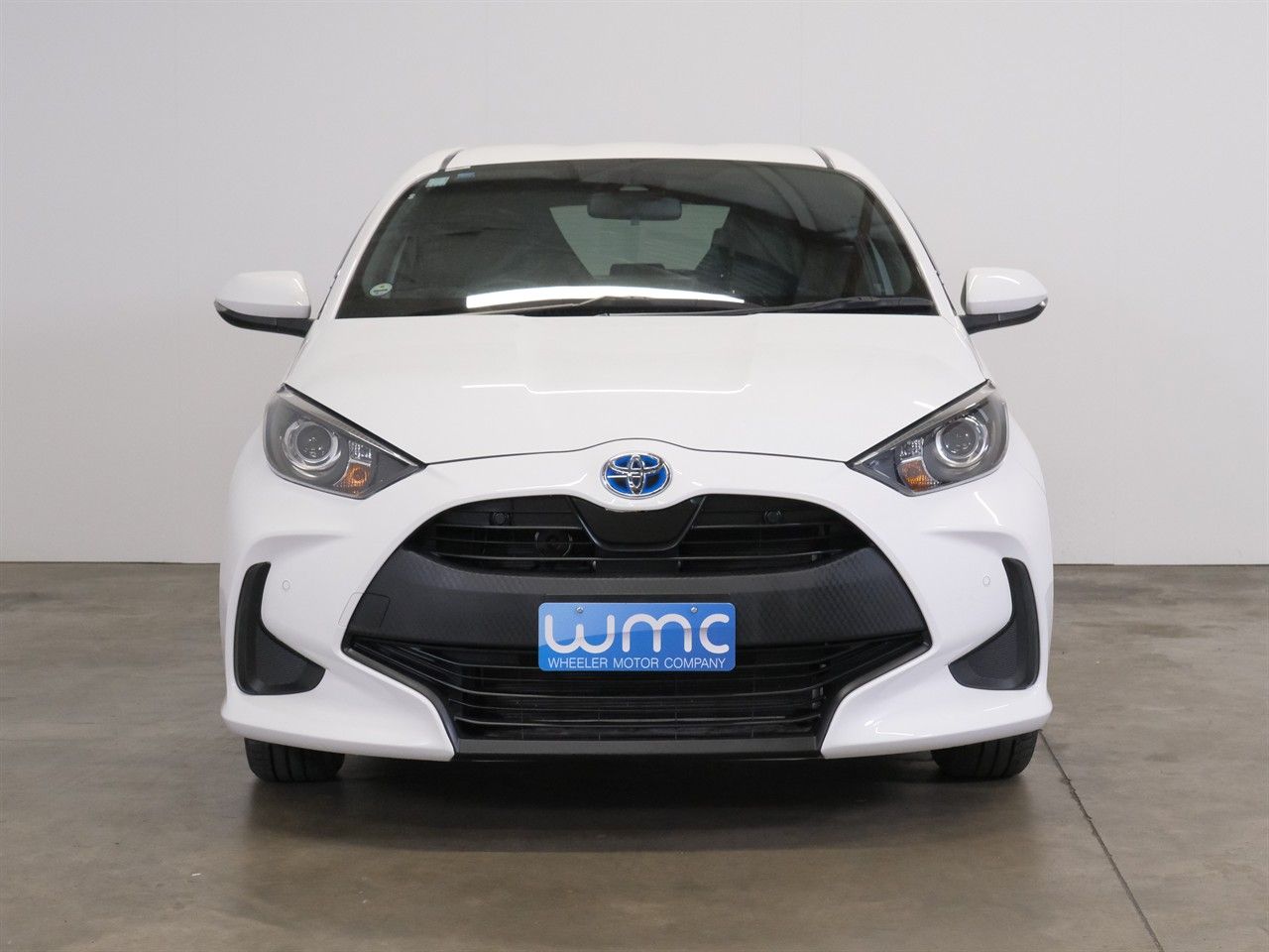Vehicle image 3