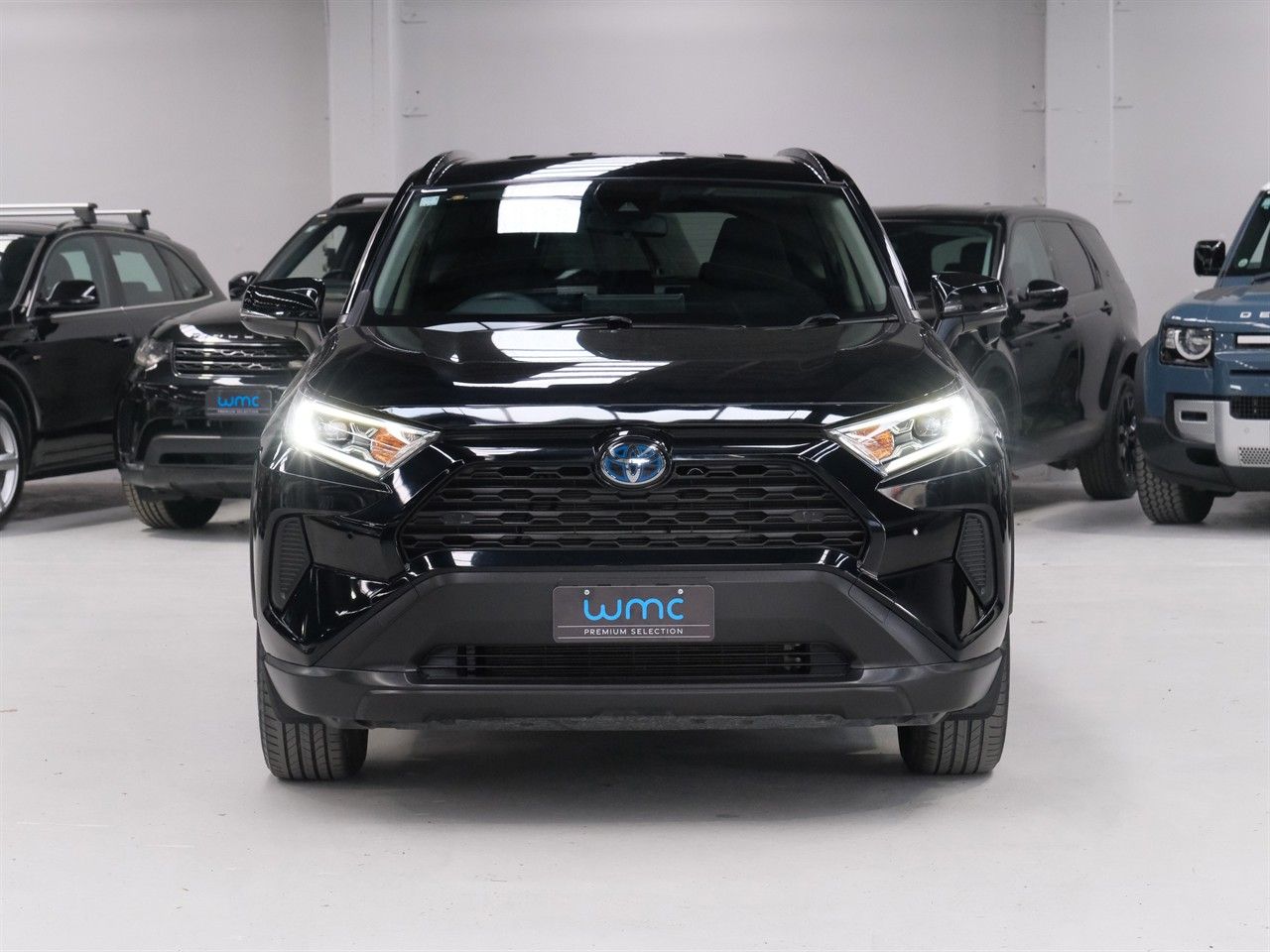 Vehicle image 3