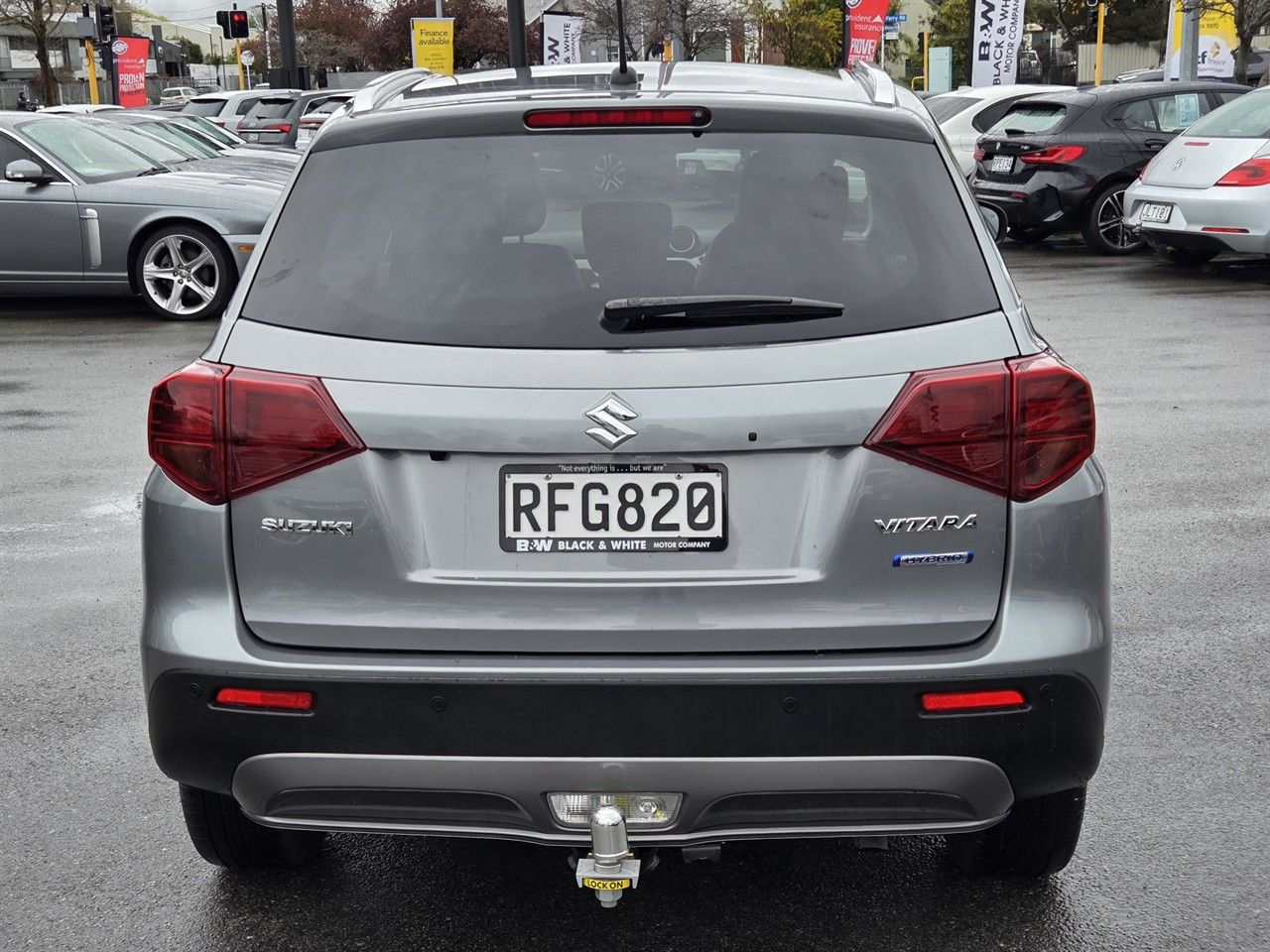 Vehicle image 4