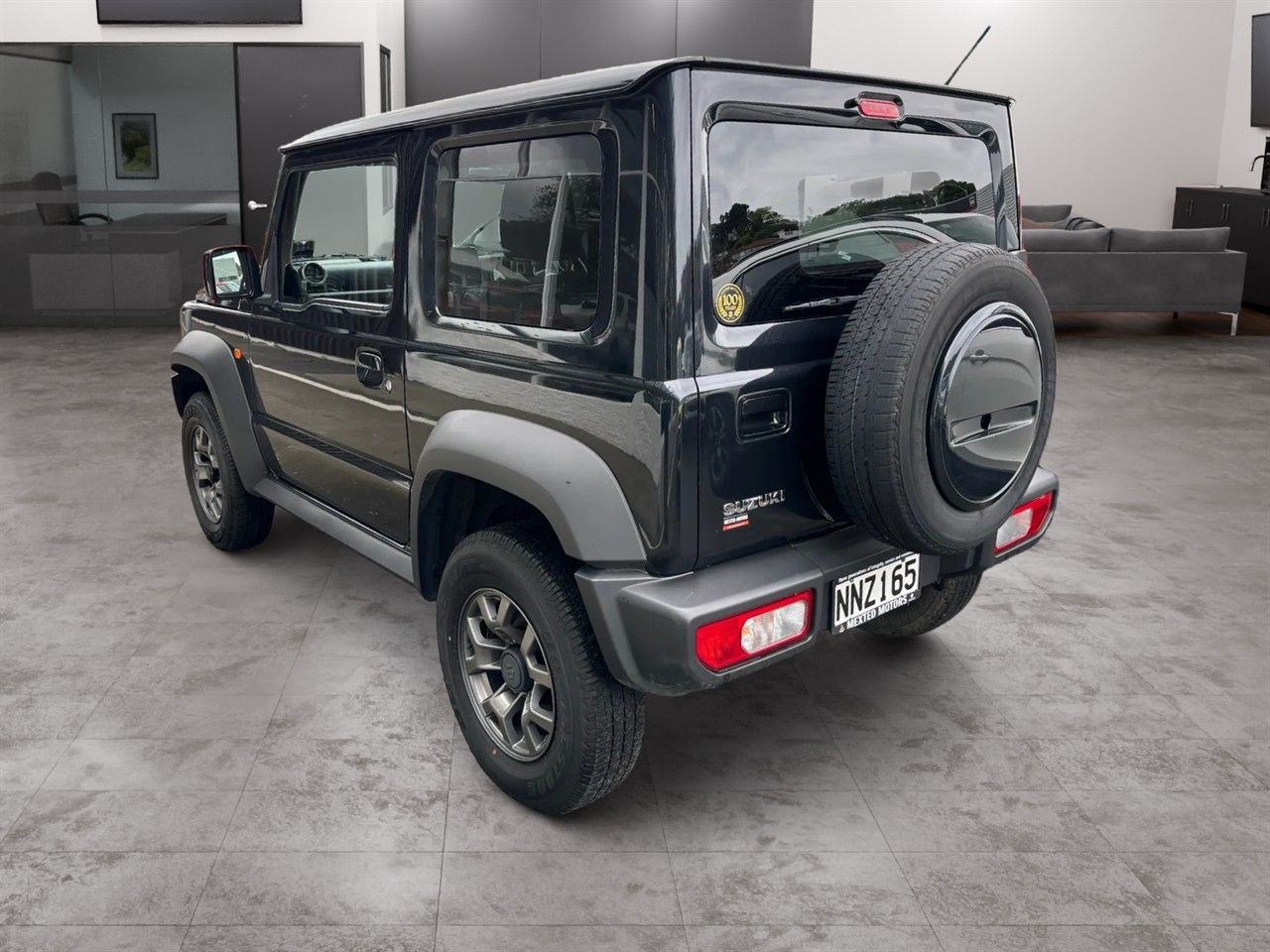 Vehicle image 4