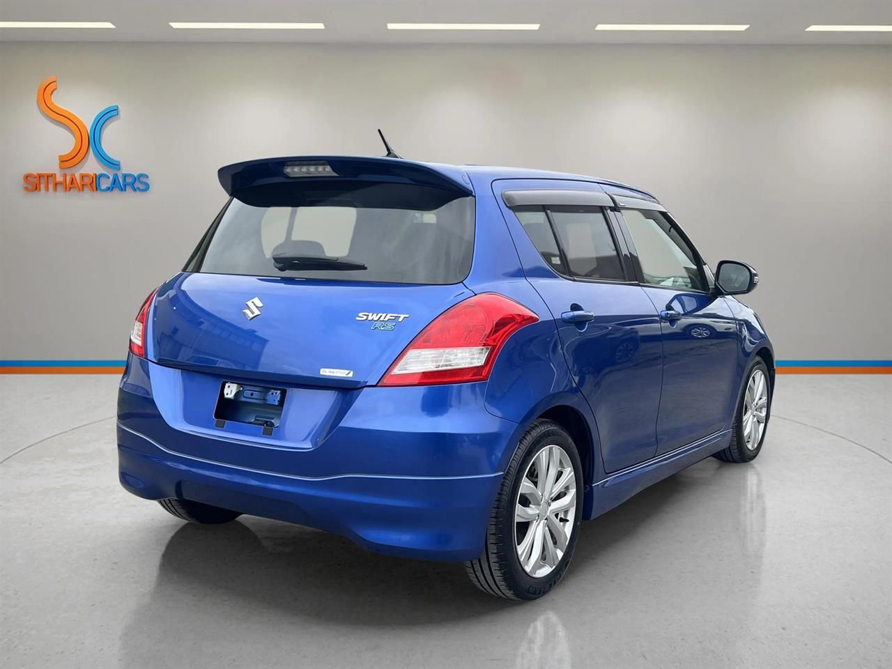 Vehicle image 4