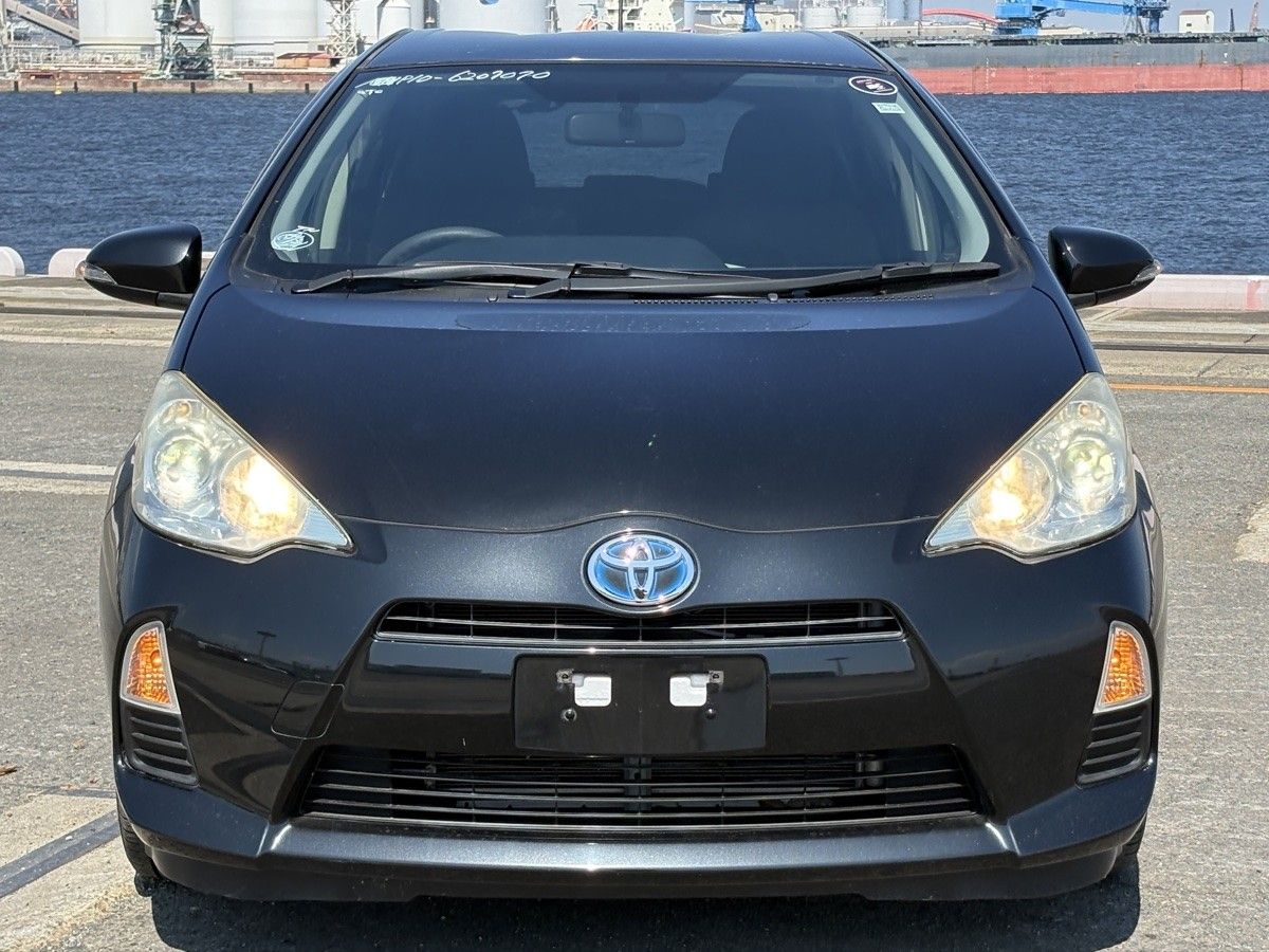 Vehicle image 2