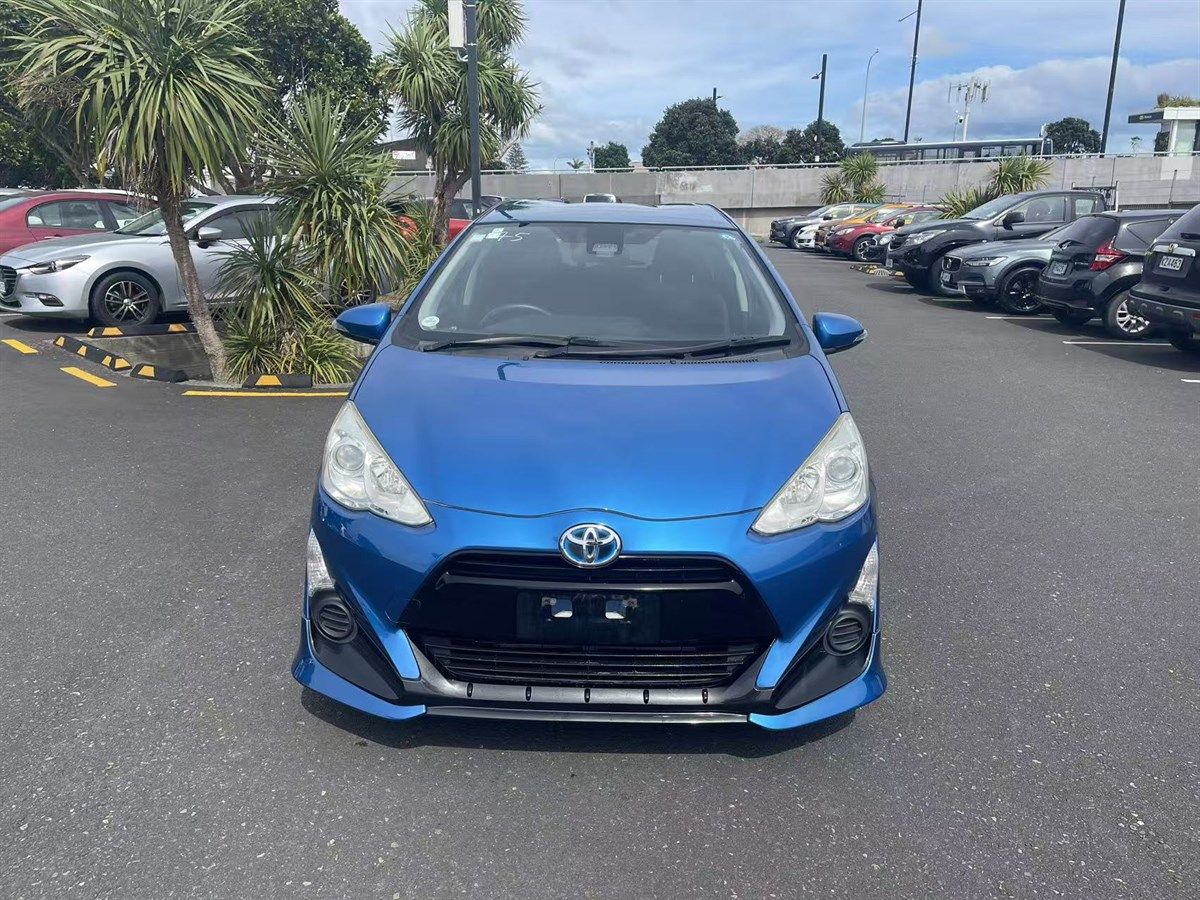 Vehicle image 2
