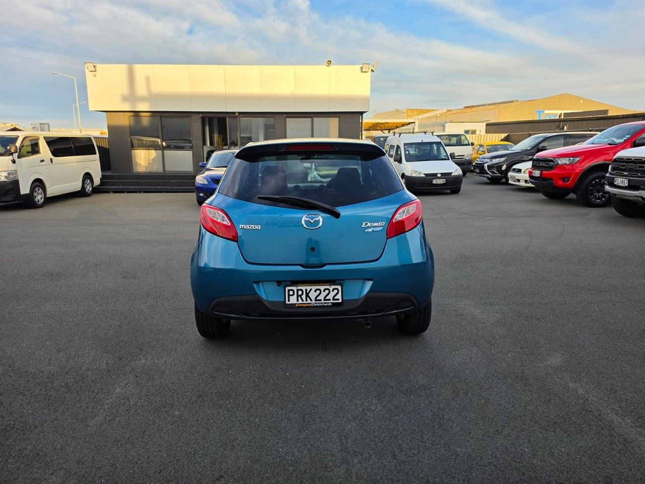 Vehicle image 3