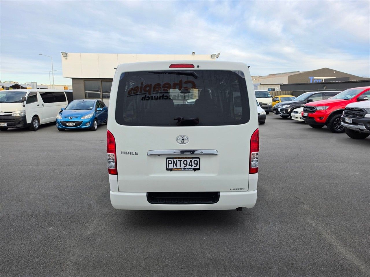 Vehicle image 3
