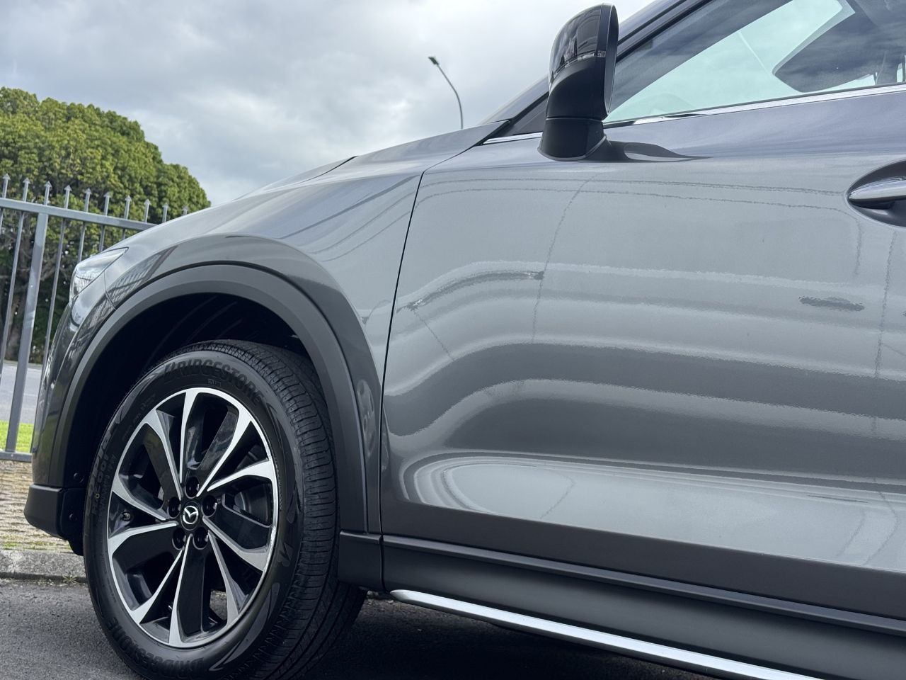 Vehicle image 3