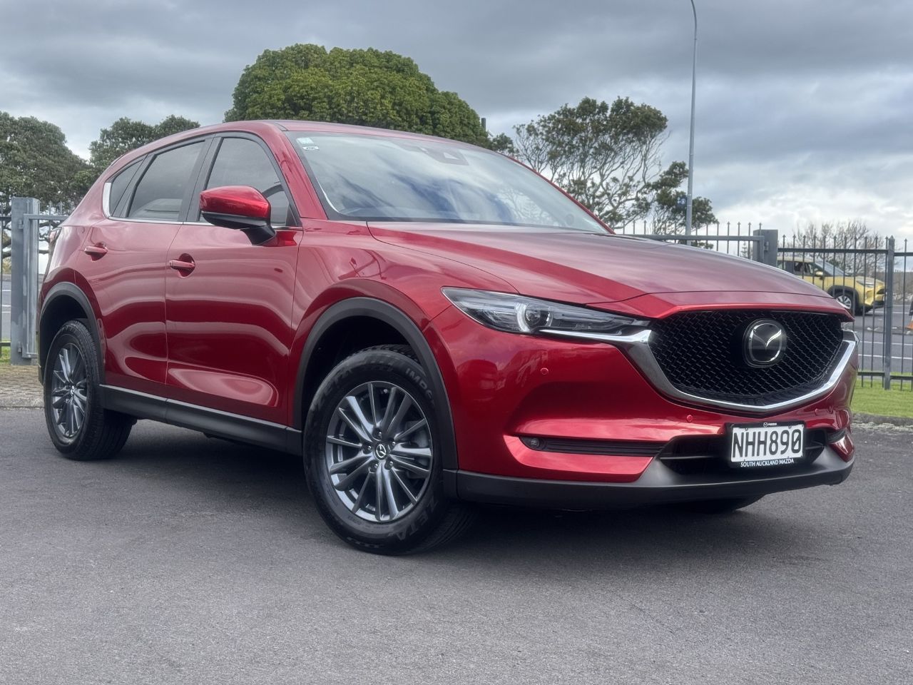 Vehicle image 3
