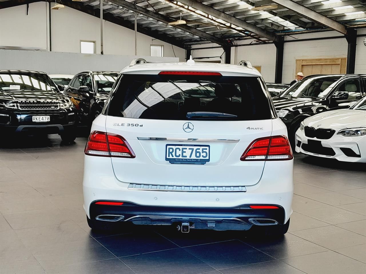 Vehicle image 5