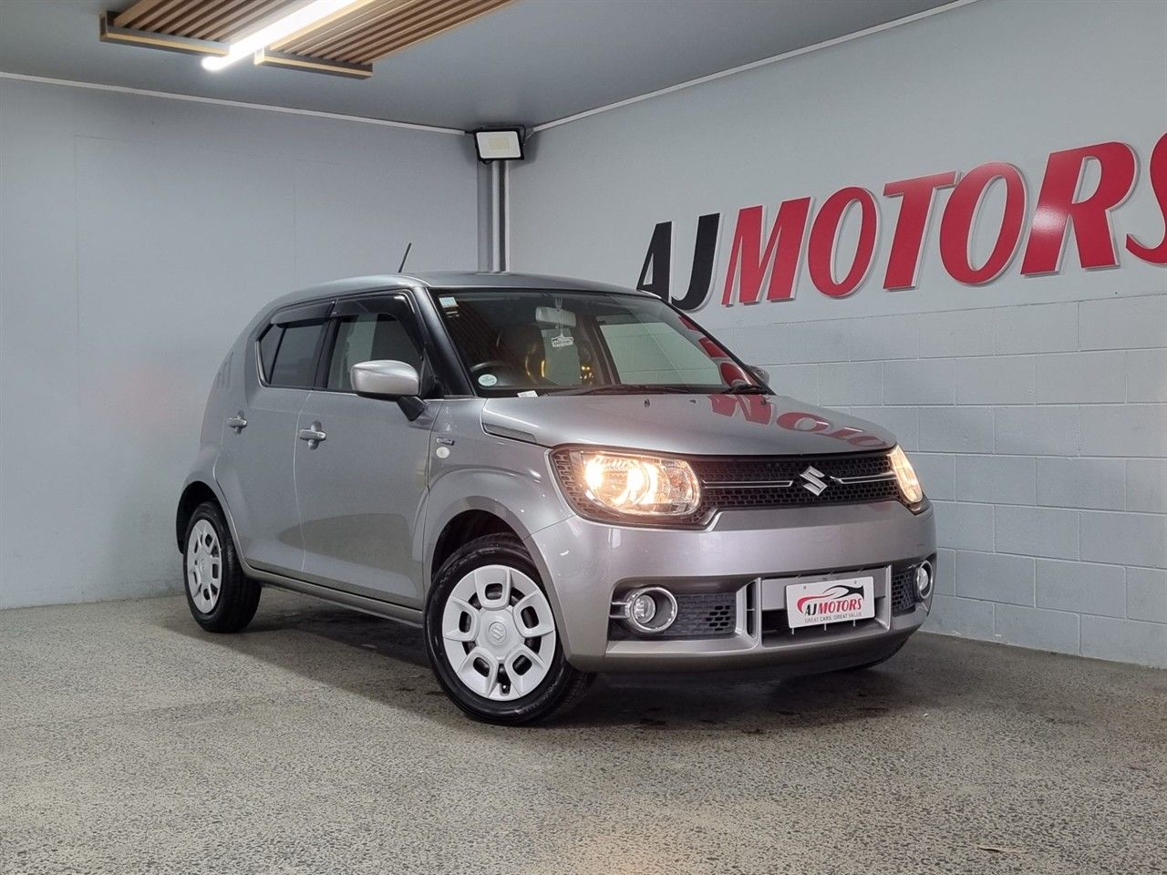 Vehicle image 1