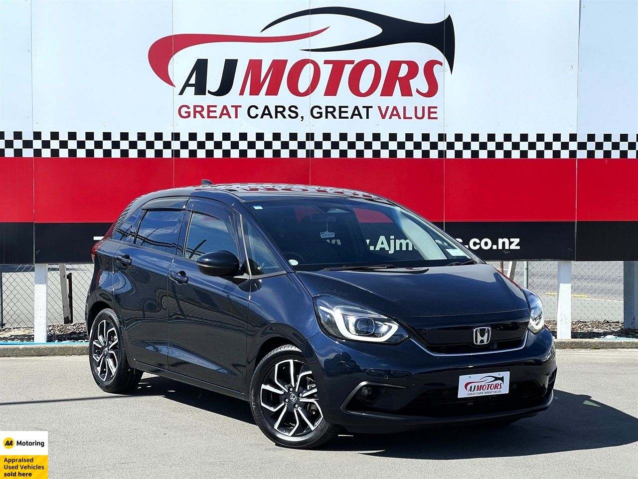 Vehicle image 1