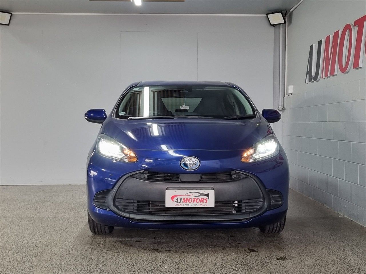 Vehicle image 2