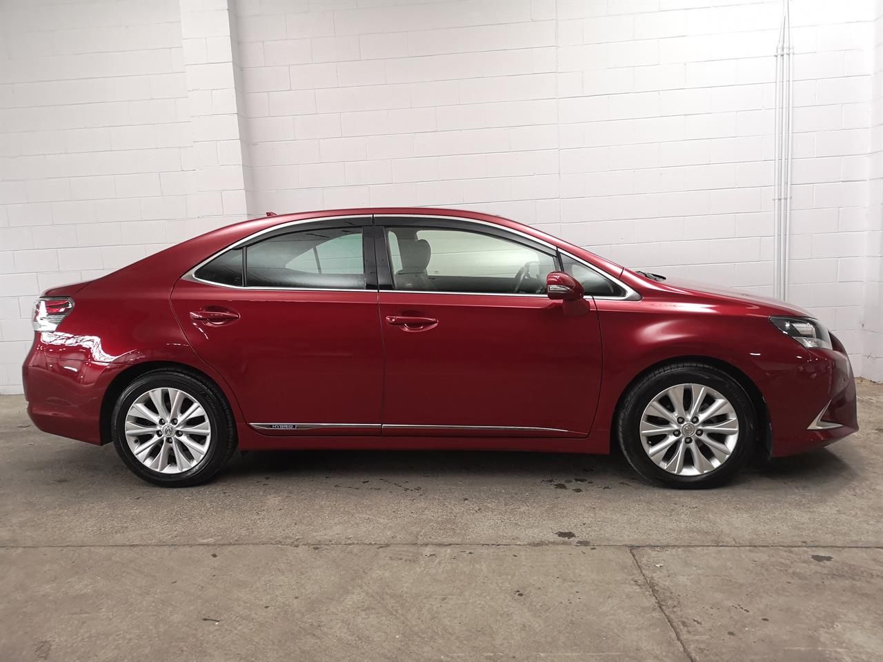 Vehicle image 3
