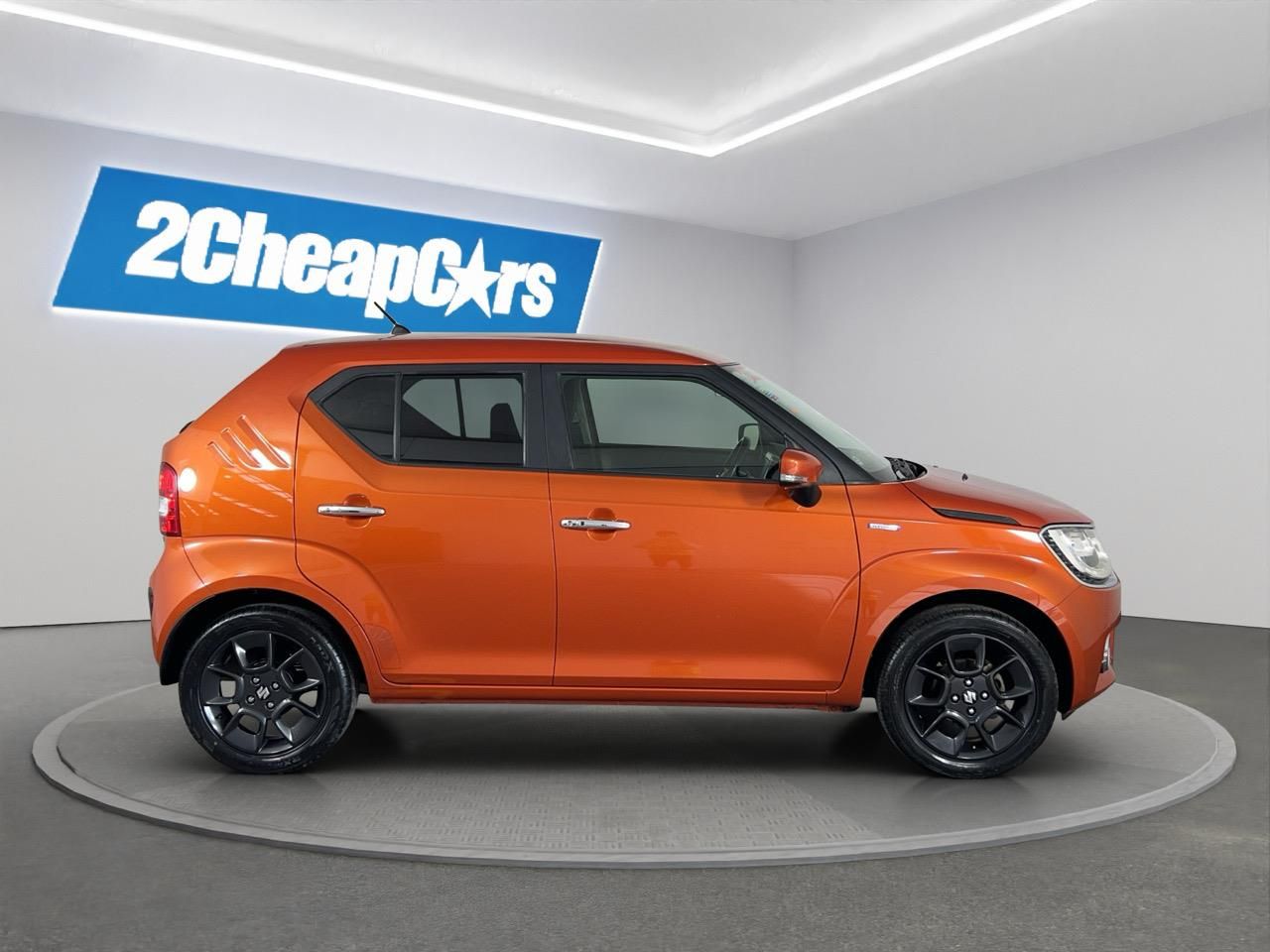 Vehicle image 4
