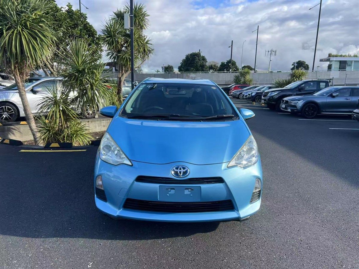 Vehicle image 2