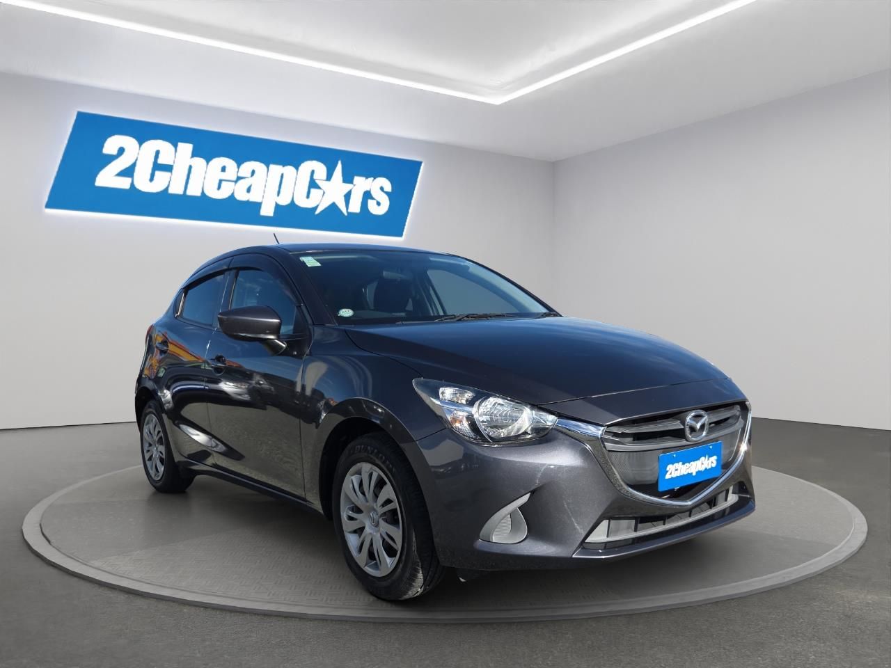 Vehicle image 3