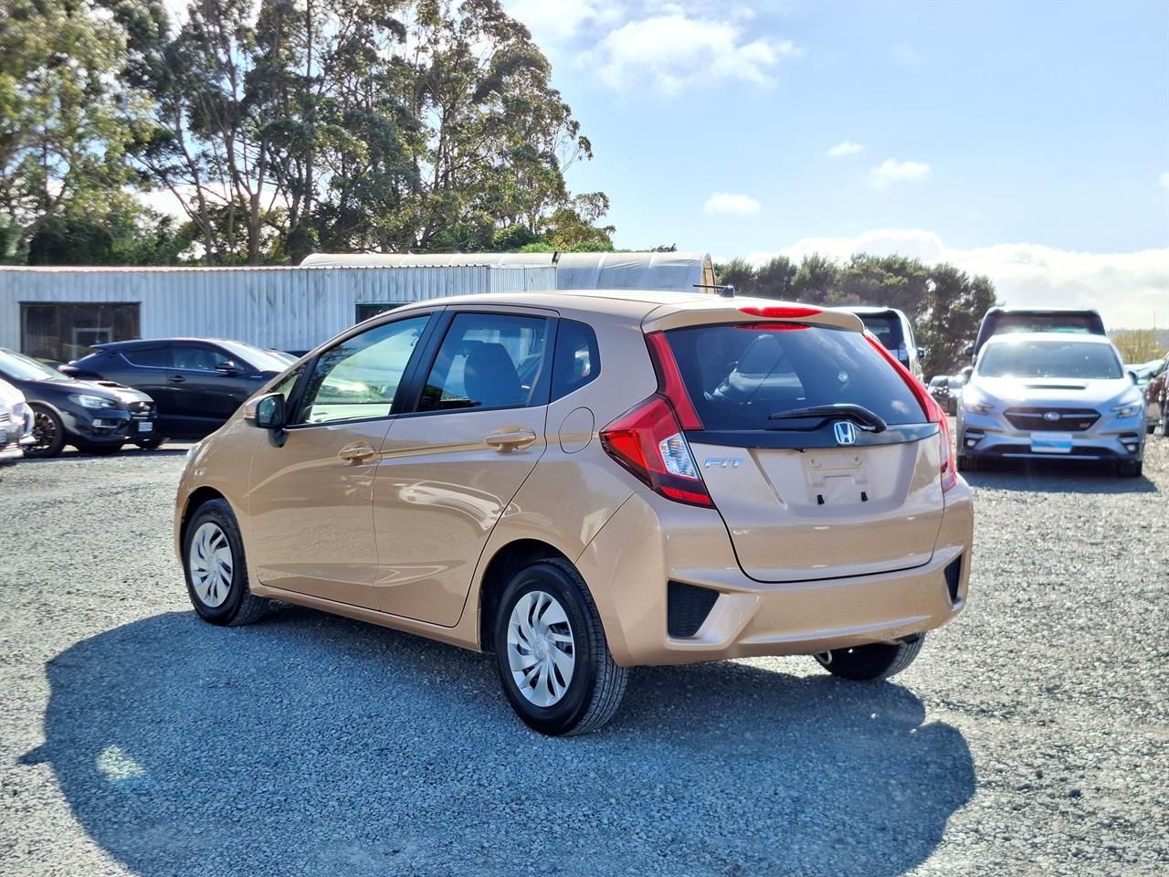 Vehicle image 5