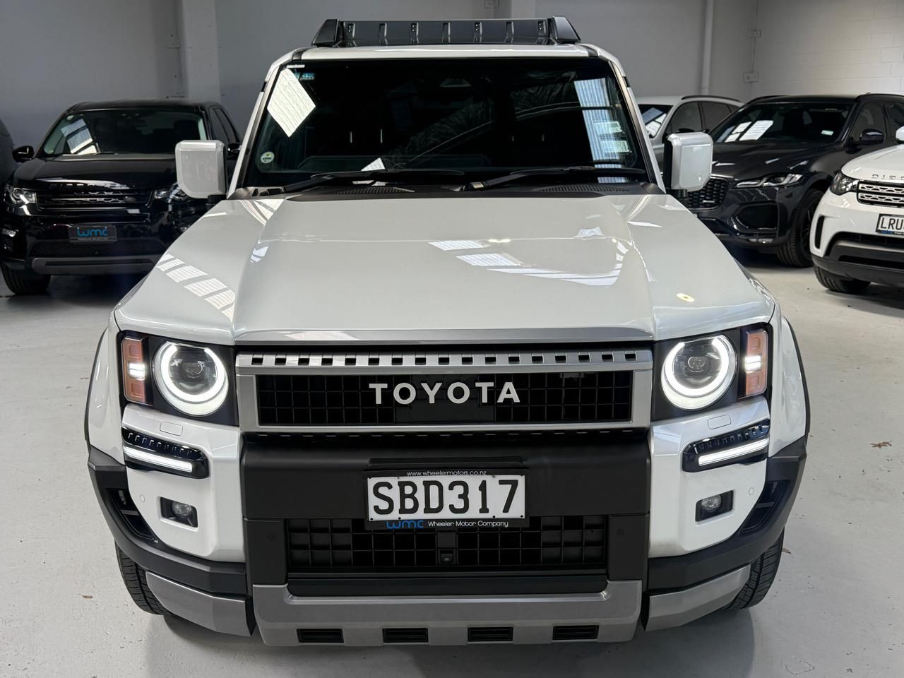 Vehicle image 3