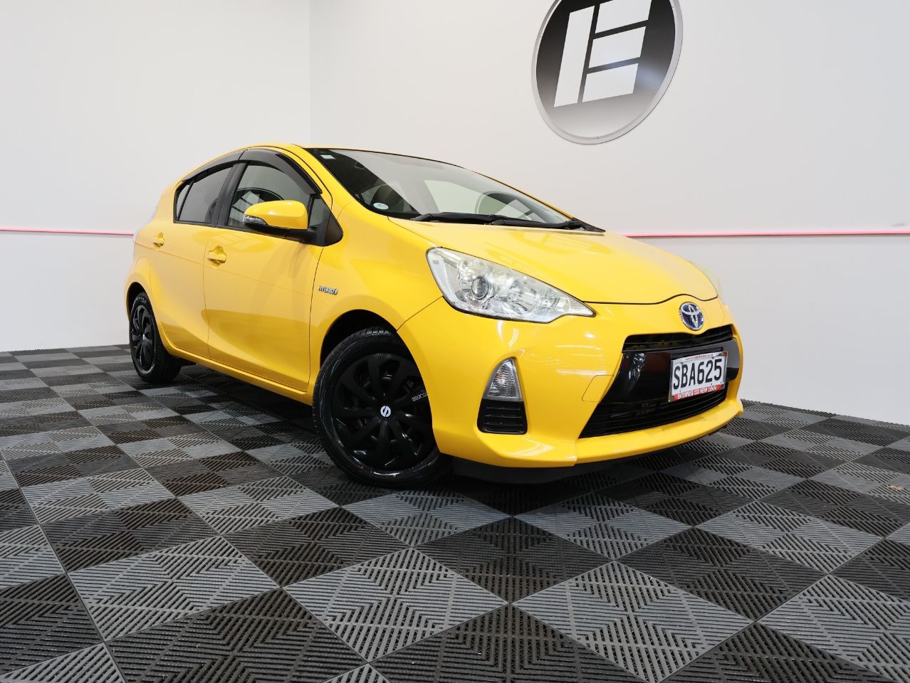Vehicle image 1