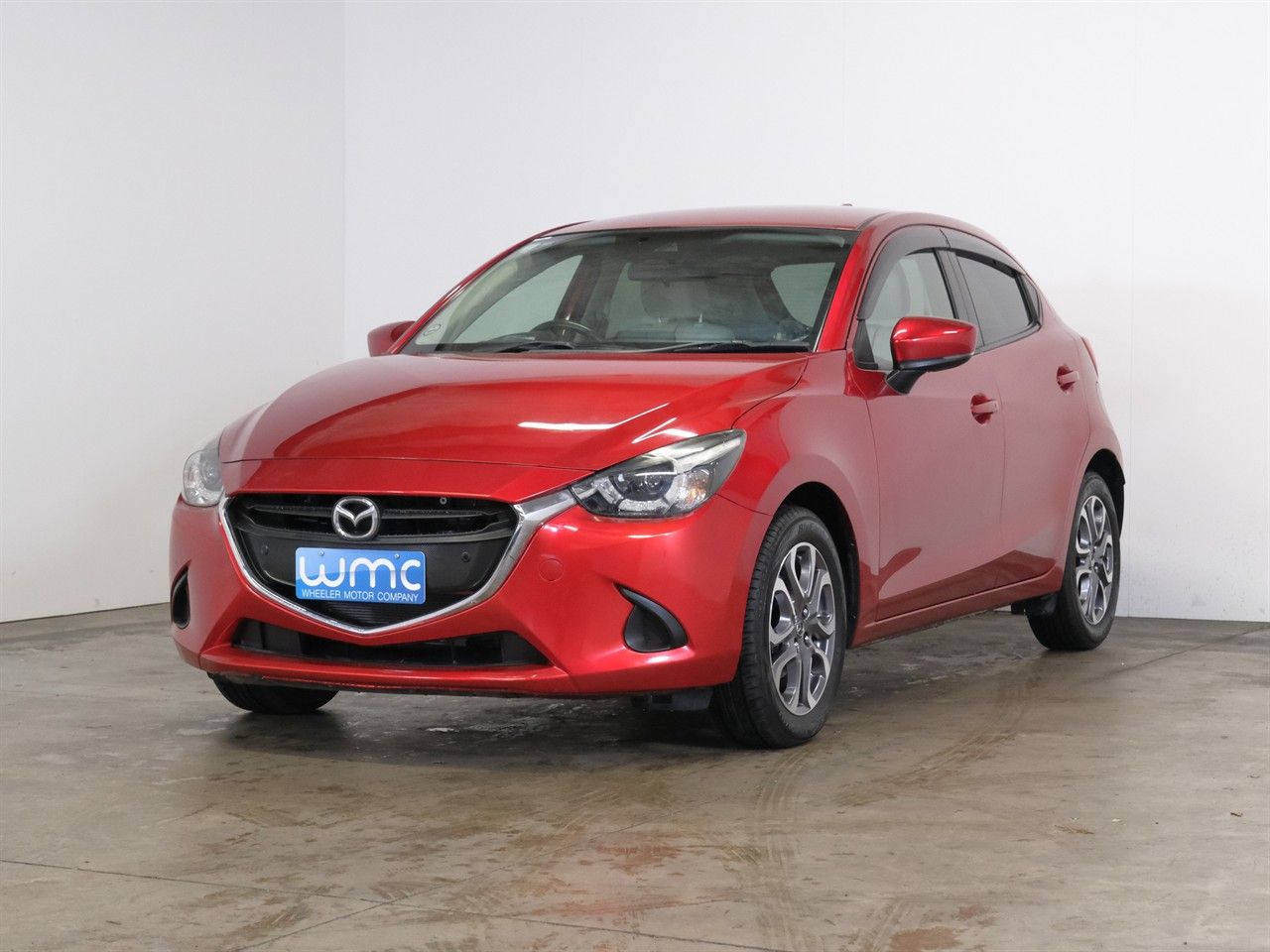 Vehicle image 4