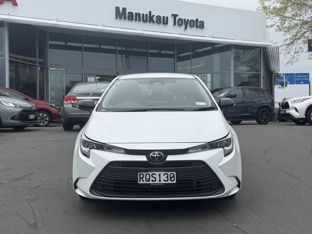 Vehicle image 3