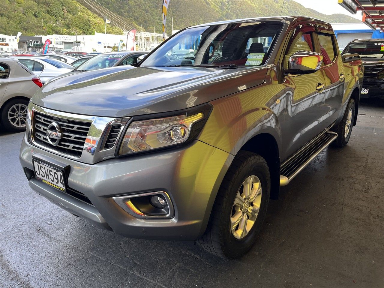 Vehicle image 3