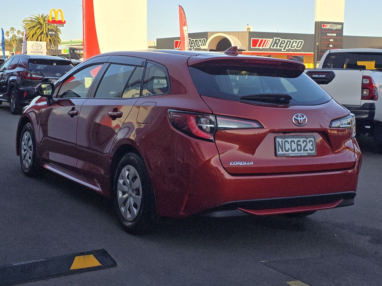 Vehicle image 5