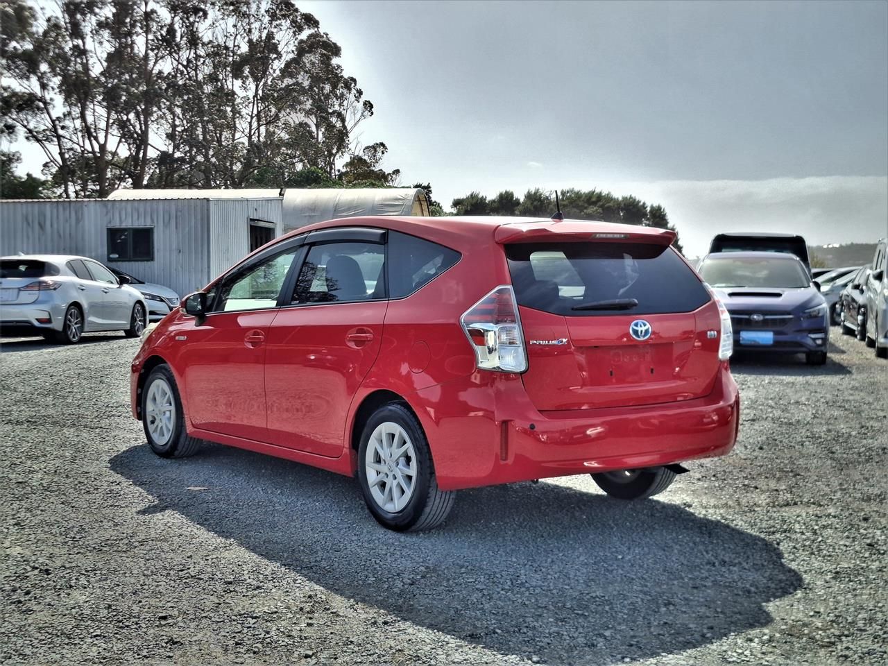 Vehicle image 5