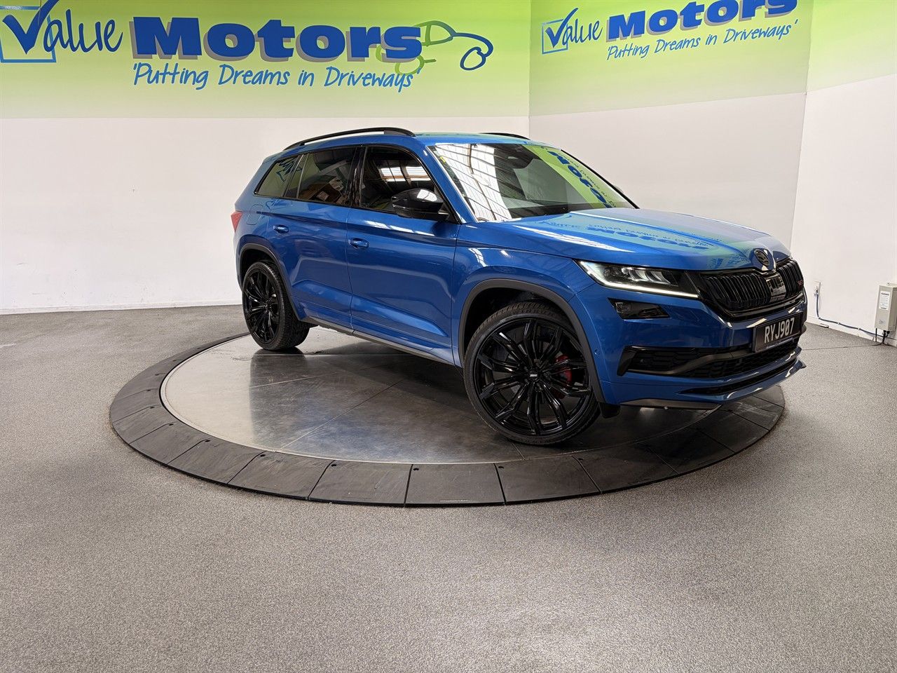 Vehicle image 1