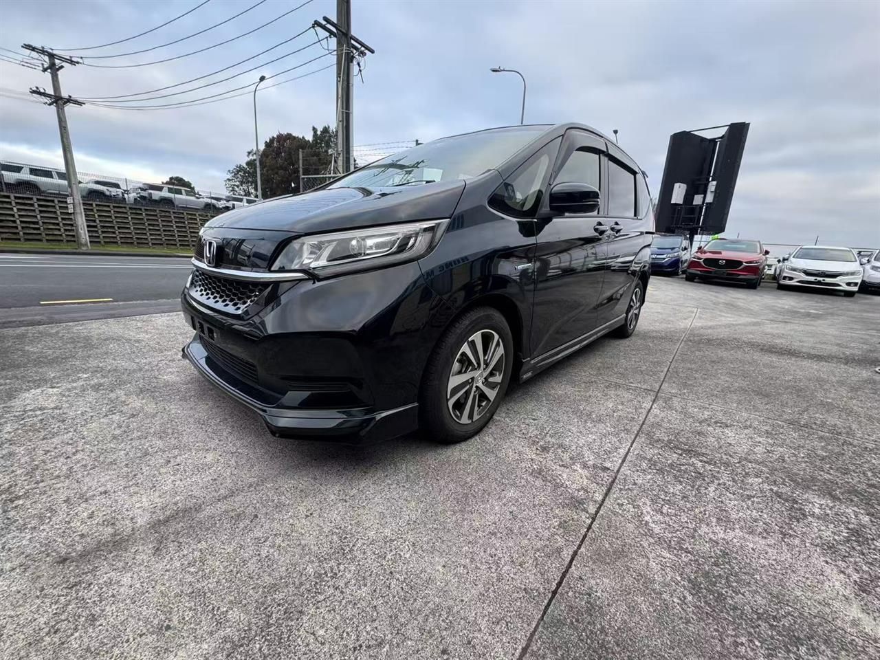 Vehicle image 3