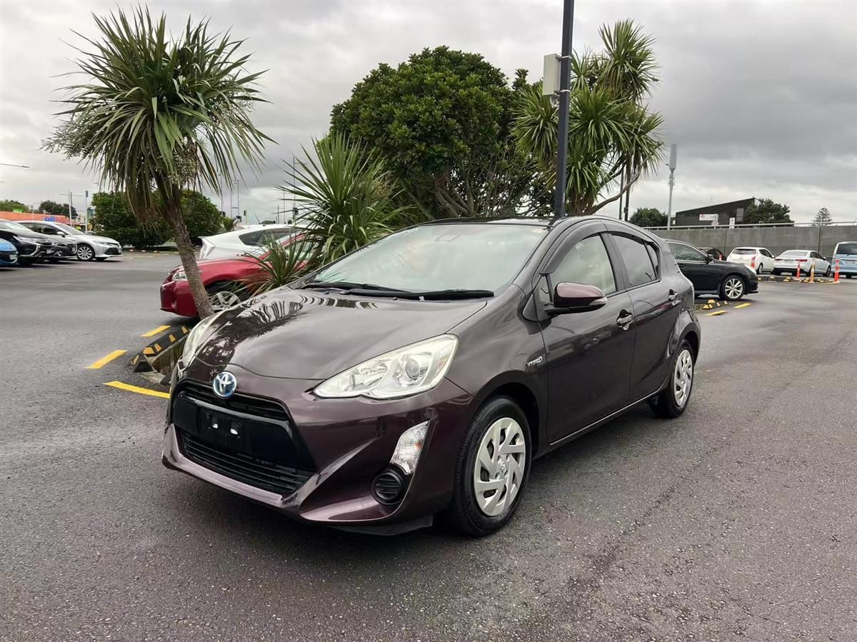 Vehicle image 1