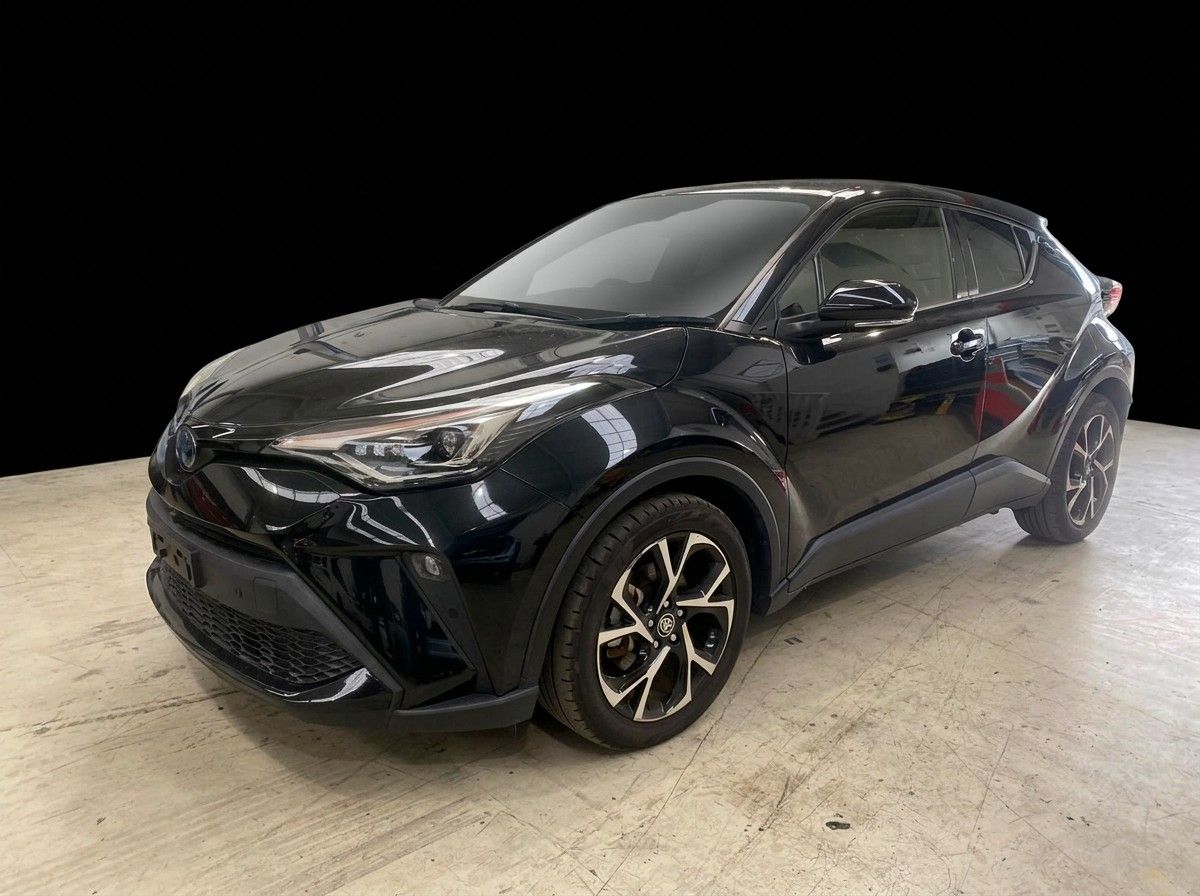 Vehicle image 3