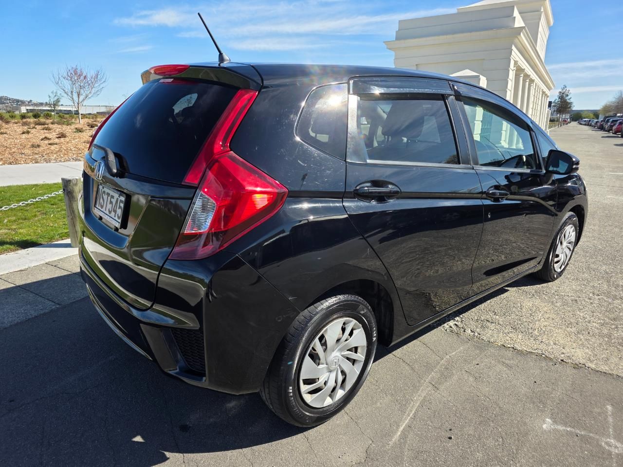 Vehicle image 3