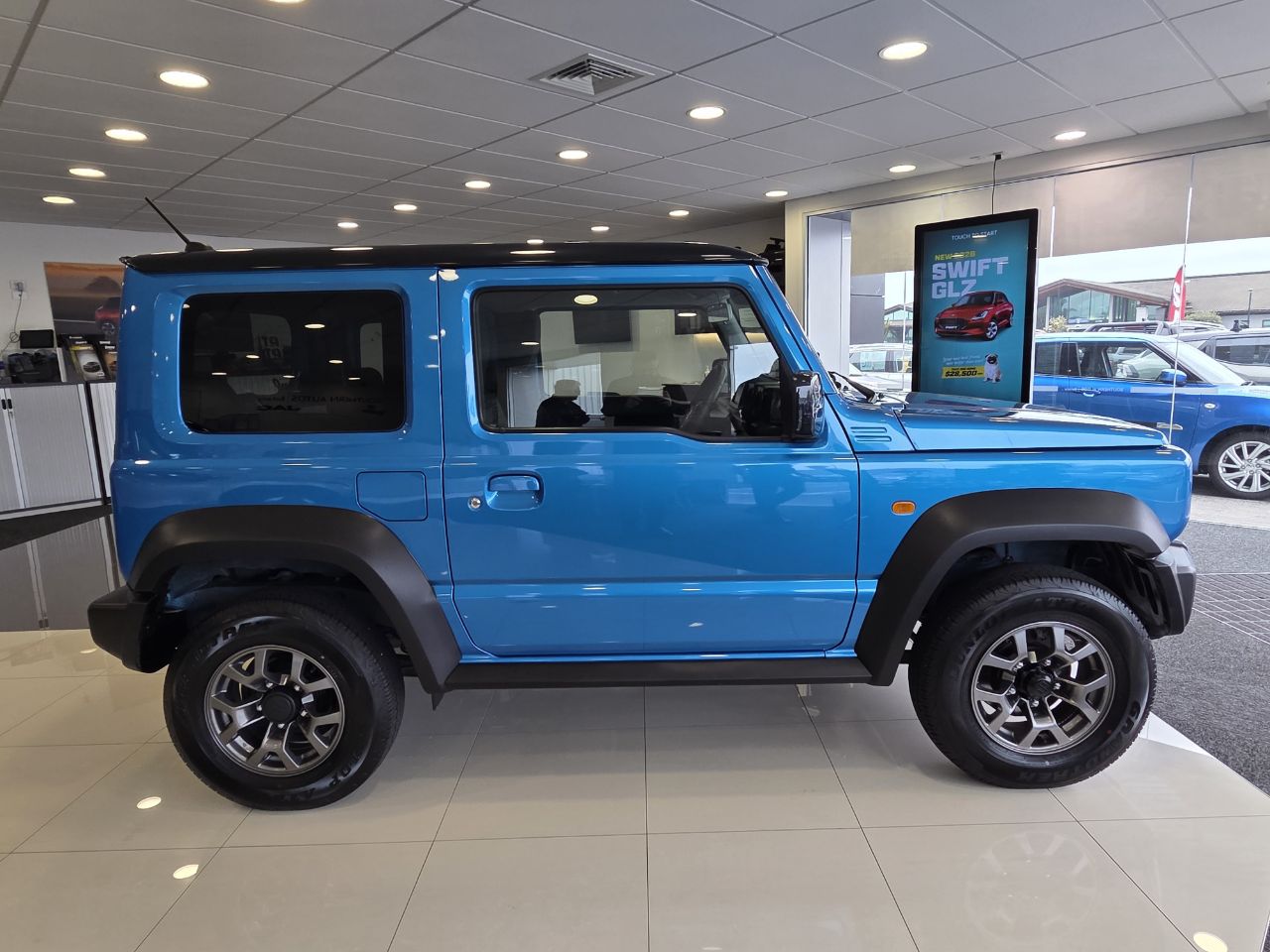 Vehicle image 3