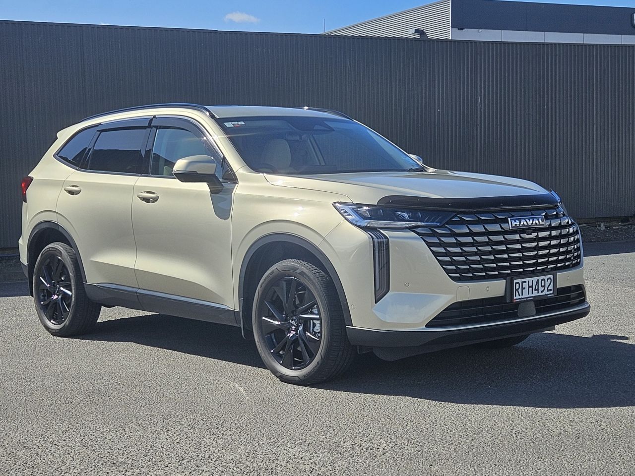 Vehicle image 1