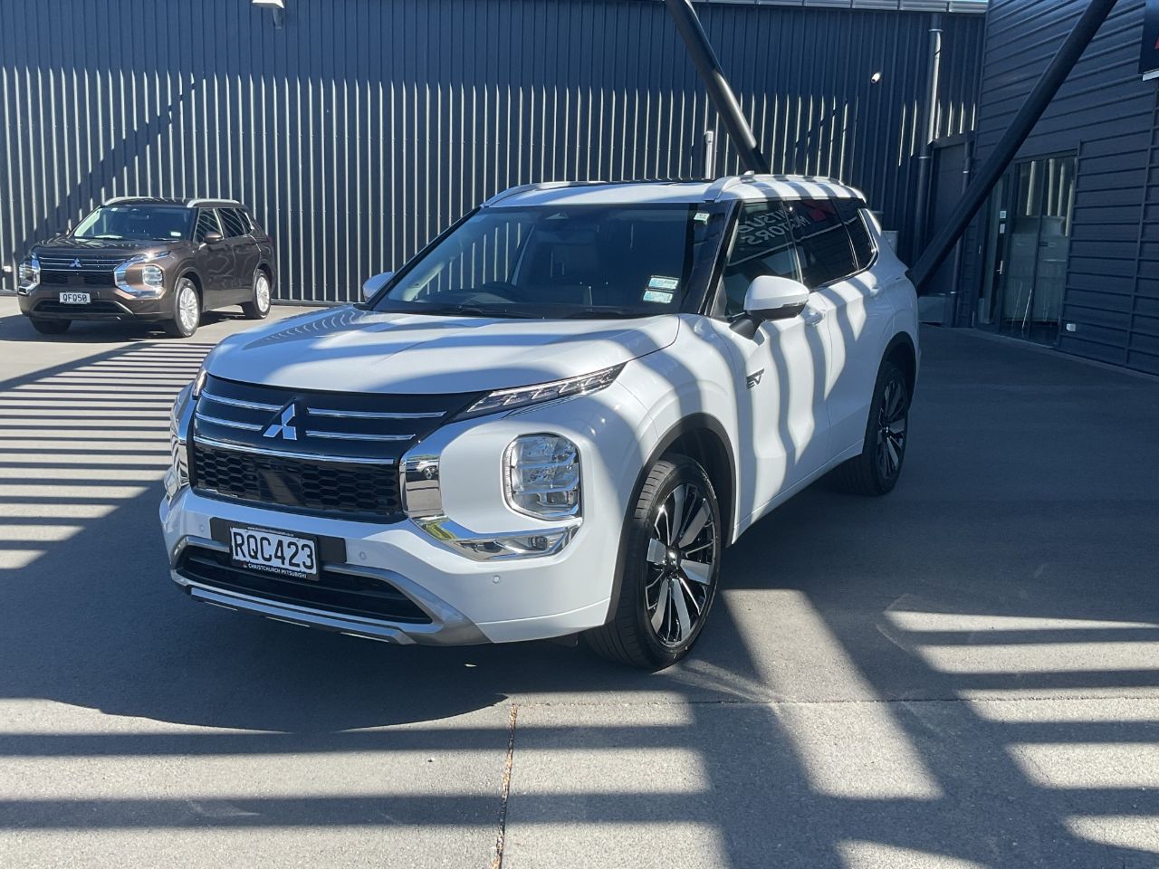 Vehicle image 2
