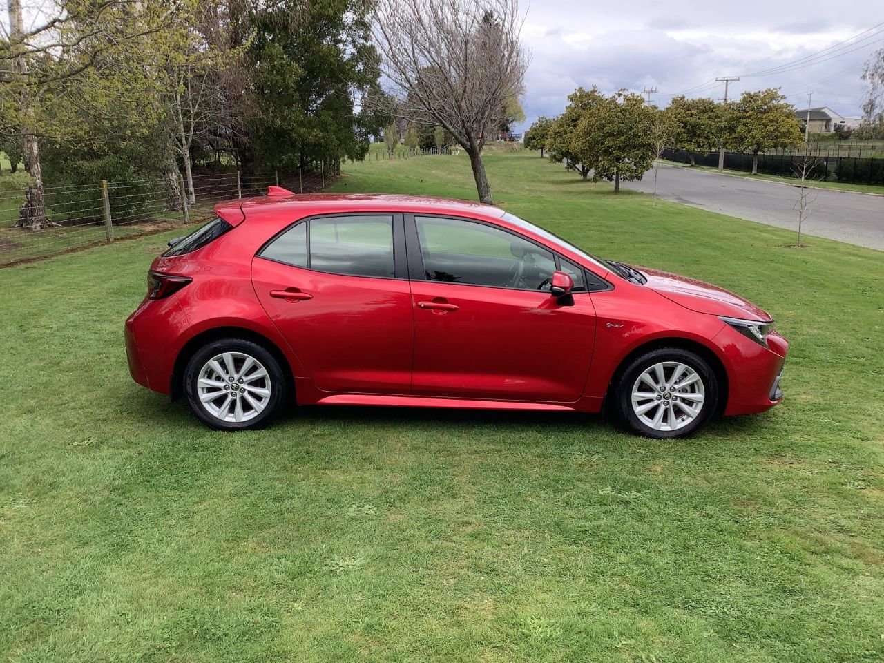 Vehicle image 4