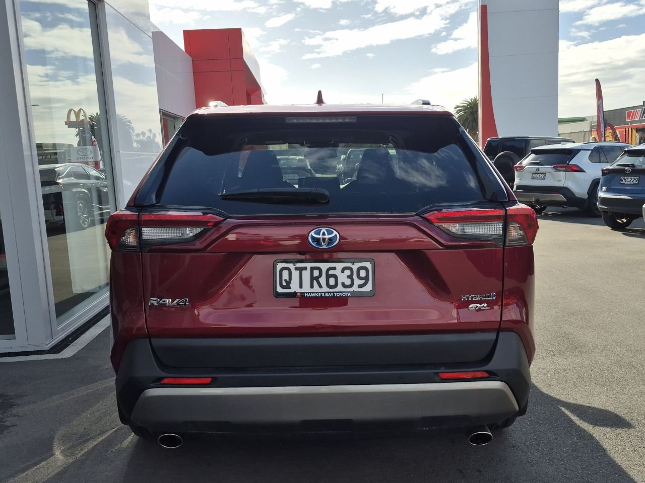 Vehicle image 4