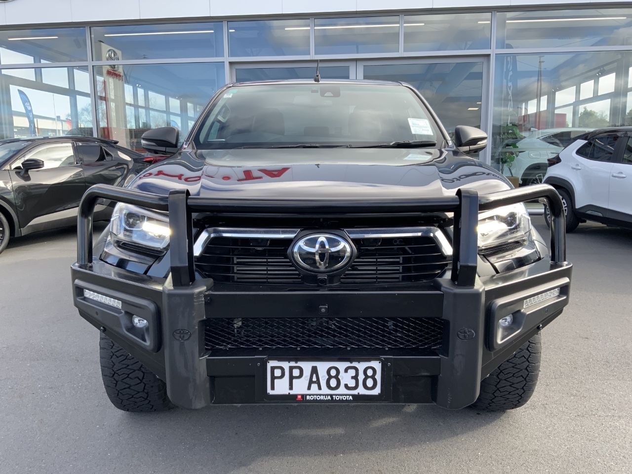 Vehicle image 3