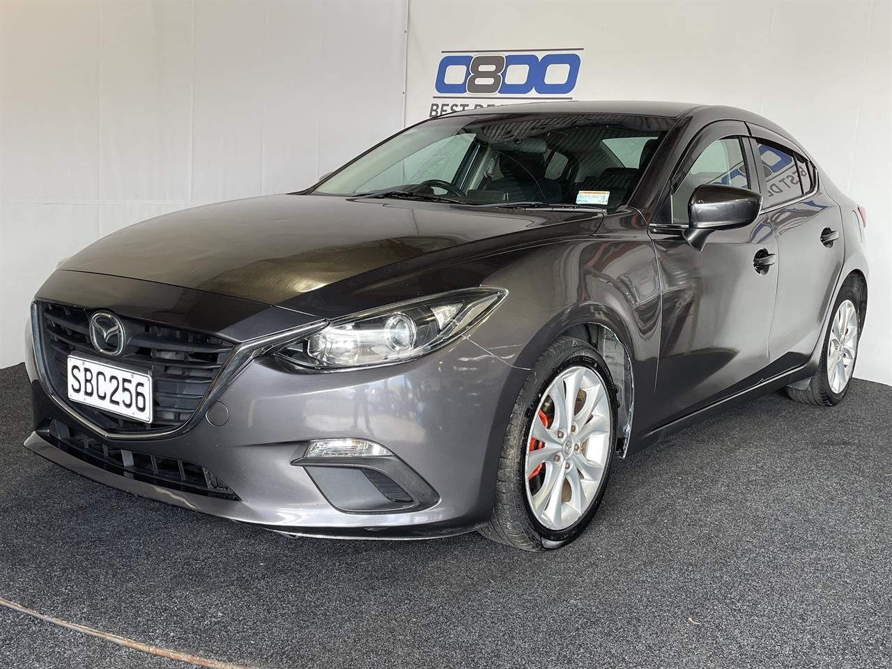 Vehicle image 3