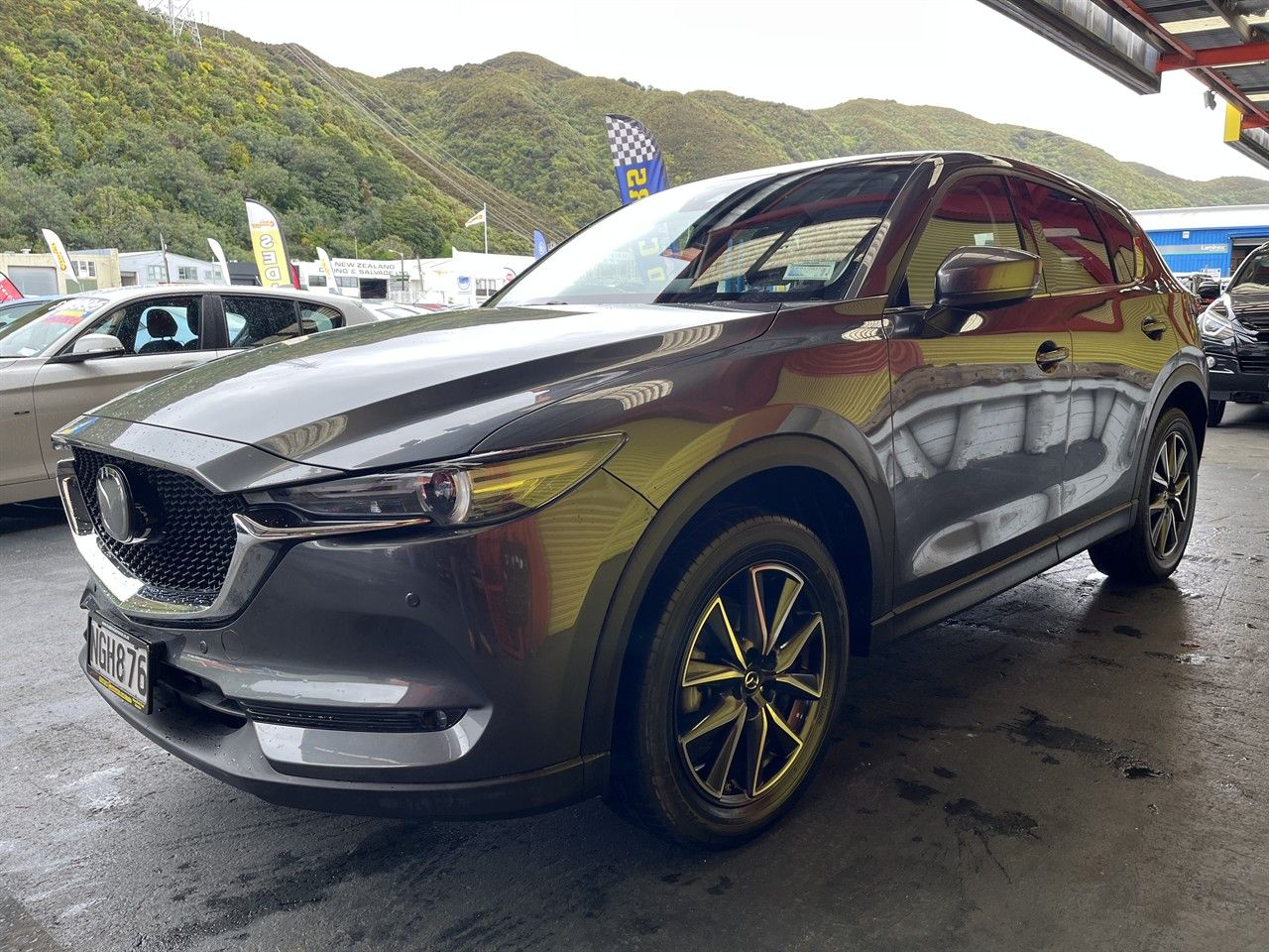 Vehicle image 3