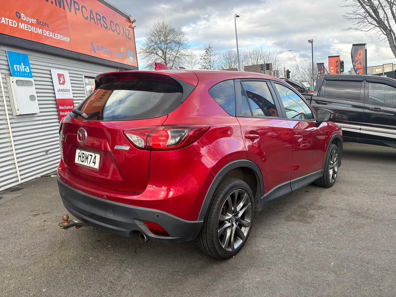 Vehicle image 4