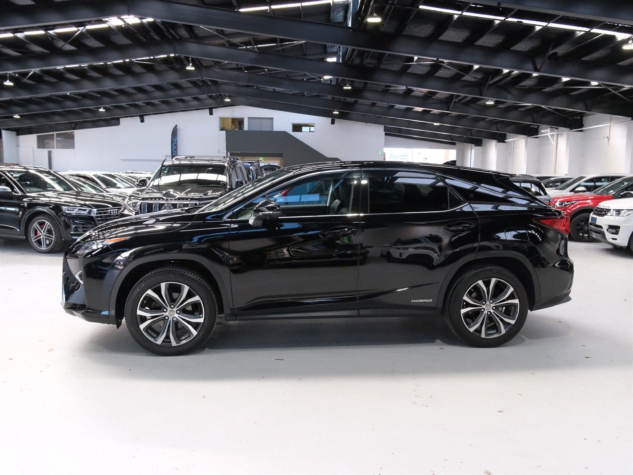 Vehicle image 5
