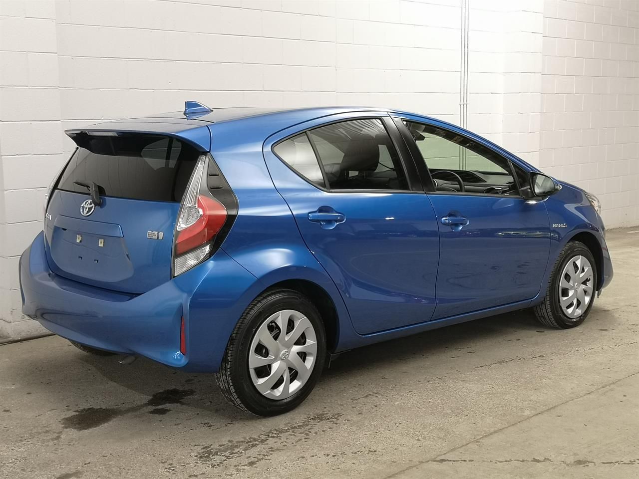 Vehicle image 2