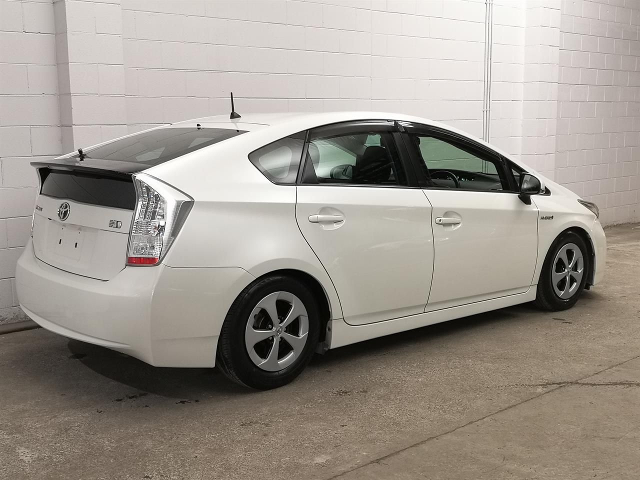 Vehicle image 2